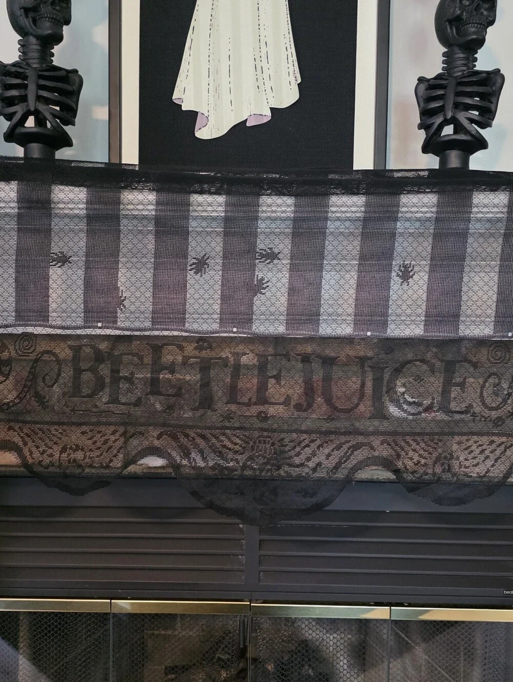 Hot Topic beetlejuice black